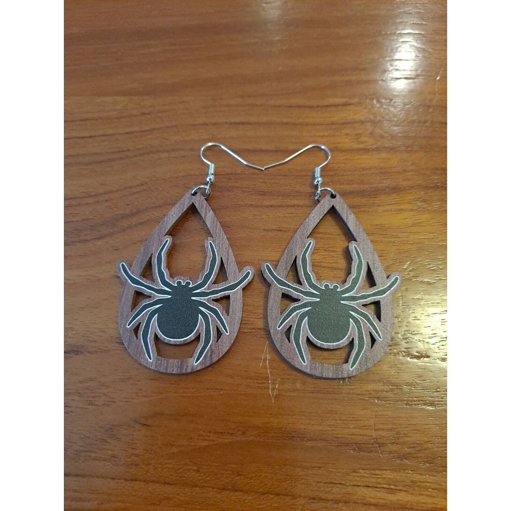 Halloween Wood Black Spider Teardrop Earrings New Not Worn